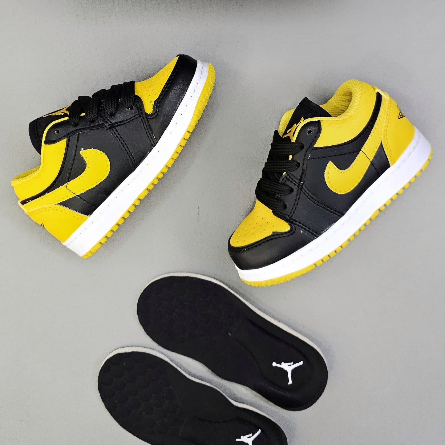 JORDAN 1 LOW - KIDS