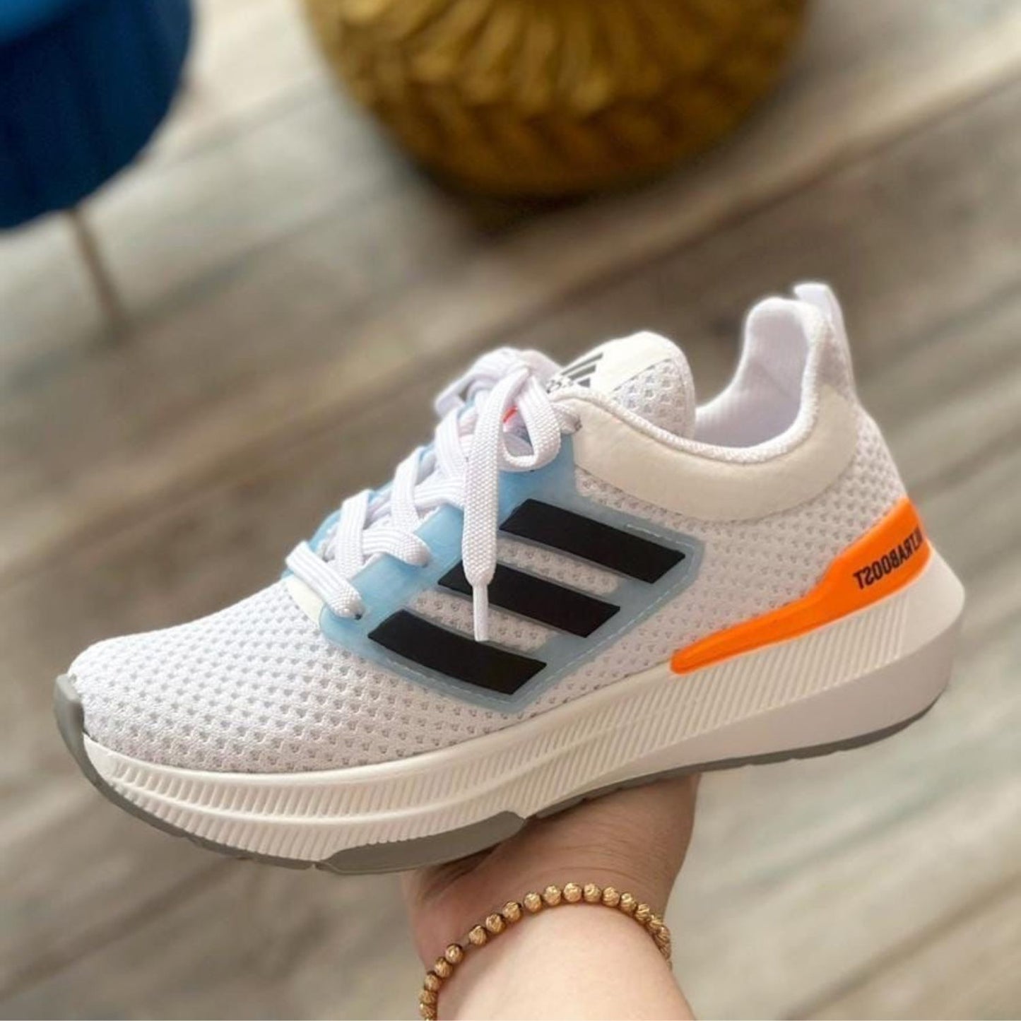 ADIDAS ULTRA BOST - UNISEX